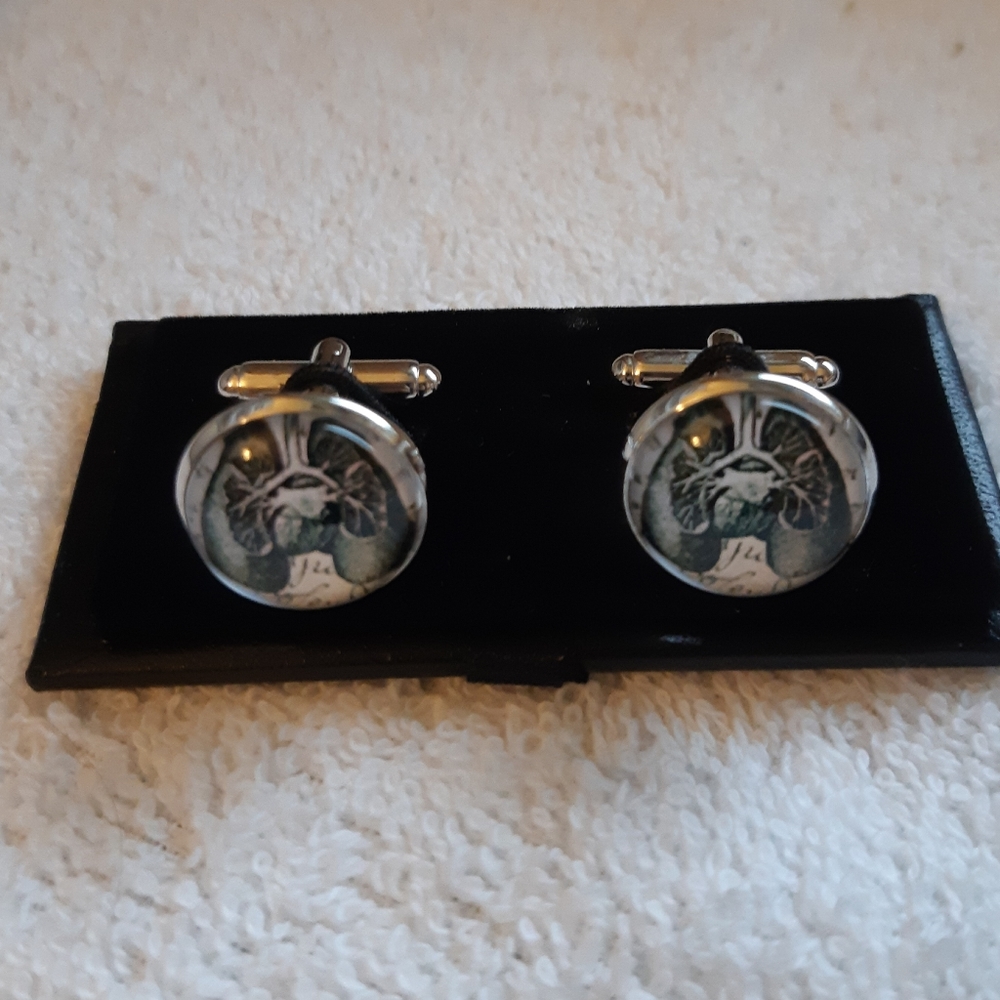 Lungs Cufflinks - Picture 2 of 3